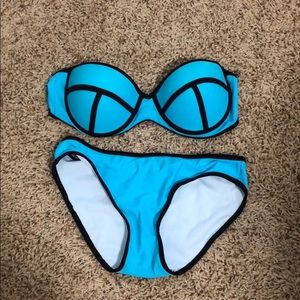 Size medium Swimsuit. Never worn